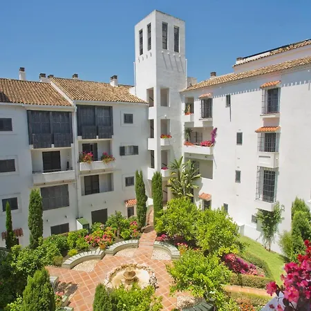 Daire Beachfront Luxury Complex With Tropical Gardens & Pools *