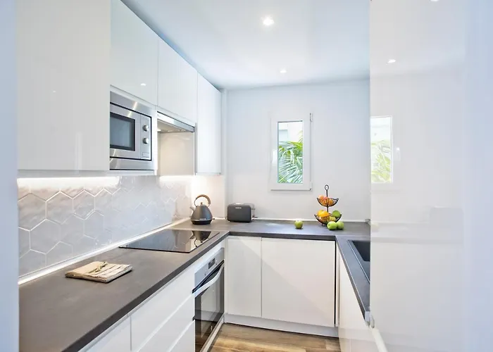 Appartement Beachfront Luxury Complex With Tropical Gardens & Pools Marbella