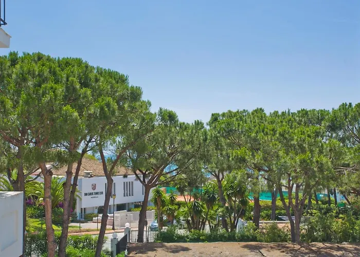 Beachfront Luxury Complex With Tropical Gardens & Pools * Marbella